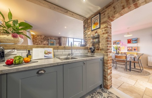 Walsingham Cottage | Cog Cottage, Great Walsingham. Norfolk