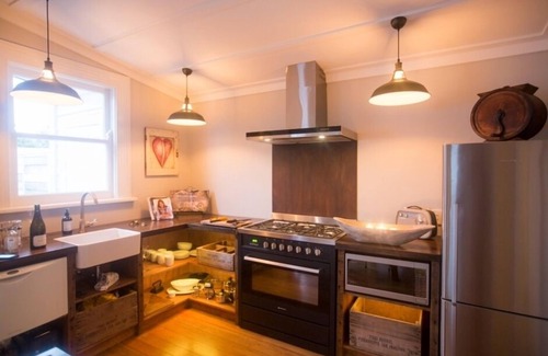Whitianga Cottage | Coghill Cottage Luxury Accommodation