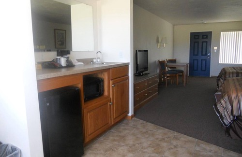 Kewaunee Hotel | Coho Motel and Suites