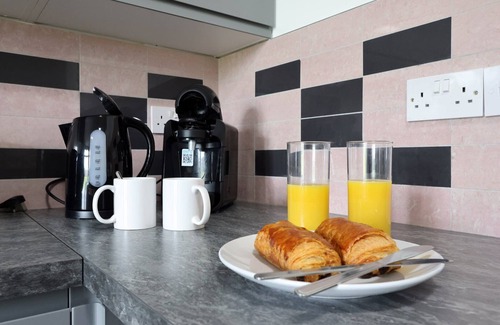 Penylan Apartment | Cohost Partners Stylish Studio Near Cardiff Bay