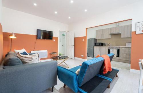 Newport Apartment | Cohost Partners | Stylish and spacious 1Br