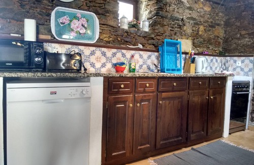 Coja House | Coja Holiday Cottage, Lovely Views, Near River Beach, Sleeps 6/7