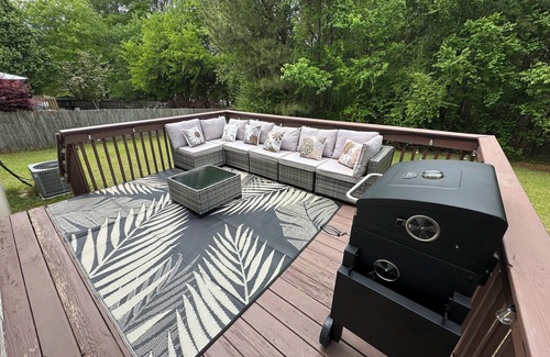 Huntcliff House | Cola Cozy Homes near Ft Jackson