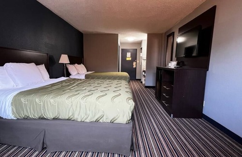 Colby Hotel | Colby Inn and Suites