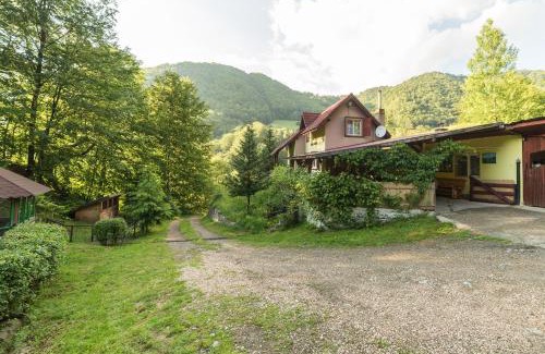 Petrila House | Coliba de la Rapa