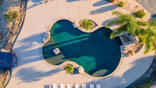 Murrieta Villa | Colina by AvantStay Secluded Mountain Top Oasis w Pool Hot Tub Putting Green