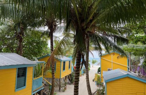 Caye Caulker Hotel | Colinda Cabanas