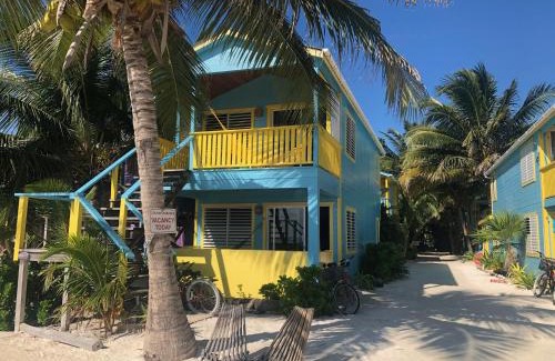 Caye Caulker Hotel | Colinda Cabanas