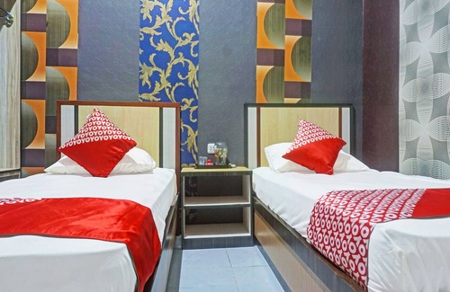 Makassar Hotel | Collection O 91488 Hotel Lingkarsut Jeneponto Near Patung kuda, Jeneponto