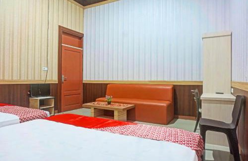Jeneponto Hotel | Collection O 91488 Hotel Lingkarsut Jeneponto Near Patung kuda, Jeneponto