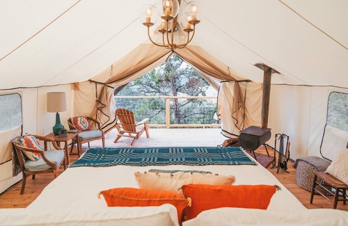 Wimberley Hotel | Collective Hill Country Retreat