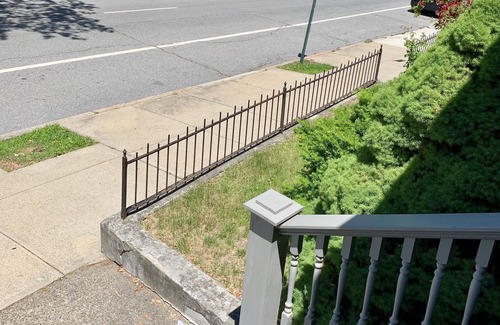 Wayland House | COLLEGE HILL ONE BED