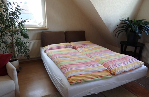 Nagelsbaum Apartment | Cologne - local area - up to 5 pers. - 45 min. by public transport to Cologne trade fair center/central station