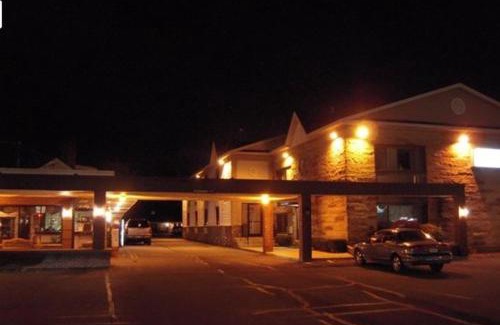 Latham Hotel | Colonie Inn and Suites