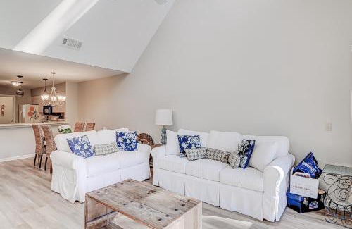 Shipyard Plantation Apartment | Colonnade Club 158