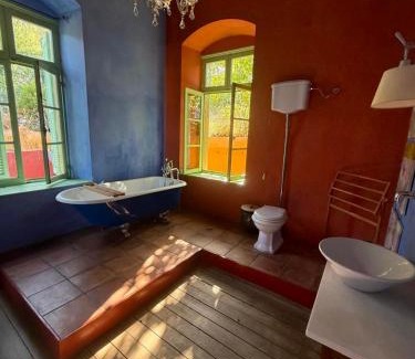 Panteli House | Color Suites