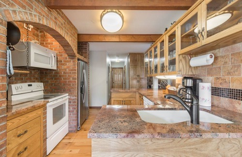 Idlewild Estates House | Colorado Cabin - Minutes from Downtown Ouray - Pet Friendly