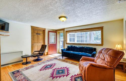 Weston House | Colorado Cabin Near Monument Lake!