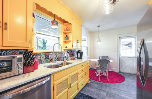Roanoke House | Colorful Roanoke Vacation Rental w/Hot Tub!