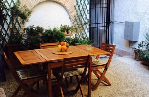 Repubblica Apartment | Colosseum Cottage at 500m to the Colosseum