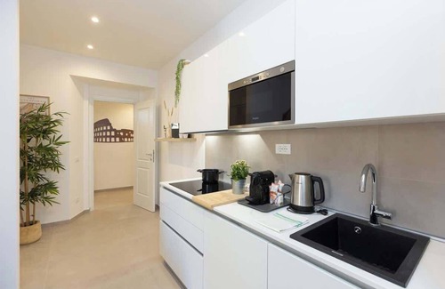 Celio Condo | Colosseum Holidays - San Giovanni in Laterano