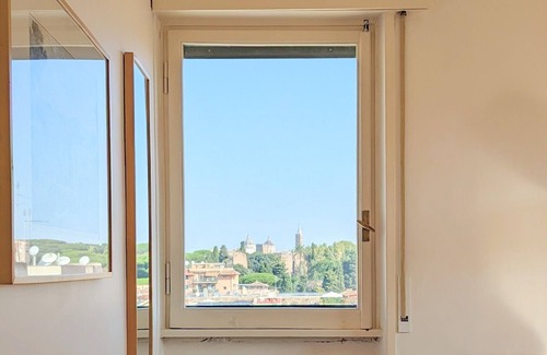 Celio Apartment | Colosseum Penthouse with Spectacular 360° View from the Rooftop Garden