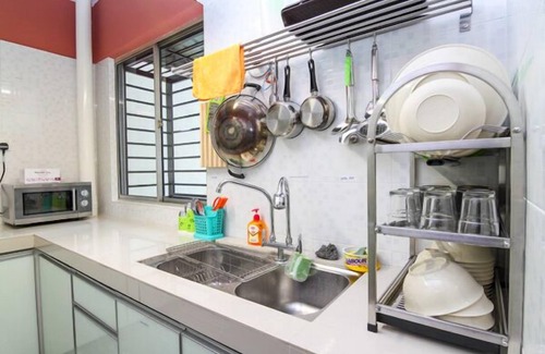 Bandar Tun Razak Apartment | Colour Your Vacation In This Stay