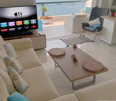 Nea Artaki Apartment | Colours Seaview Apartment
