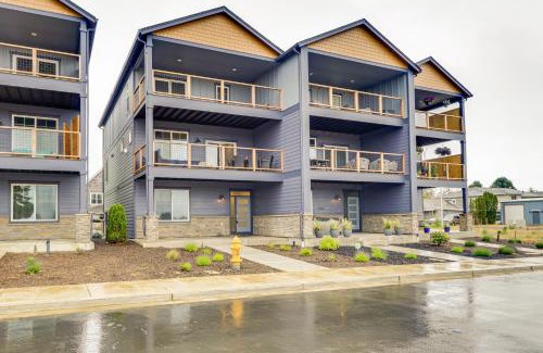 Hammond House | Columbia River Views Spacious Hammond Getaway!
