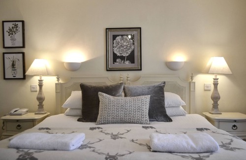 Holford Hotel | Combe House Hotel