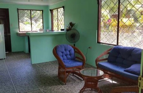 Playa Matapalo House | Come and enjoy a slice of paradise just 200 meters from the Pacific Ocean!