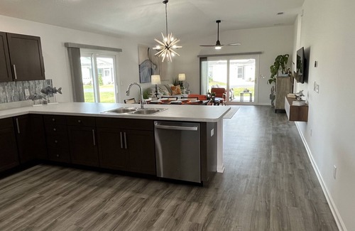 Okahumpka House | Come discover your Oasis in The Villages: A relaxing retreat in Lake Denham!