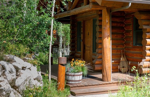 Granite Ridge Ski Chalet | Come enjoy the majestic Tetons this summer in our beautiful Cabin!