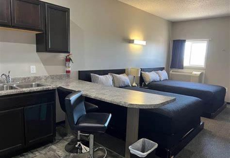 Midale Hotel | Come on Inn Motel