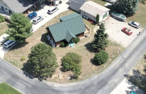 Mears Cabin | Come stay at White Birch Cabin