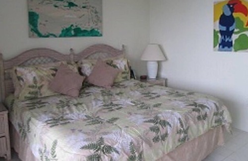 Bolongo Bay Condo | Come Stay in Paradise! Enjoy the Beach,Ocean & Pool just steps from the Condo!
