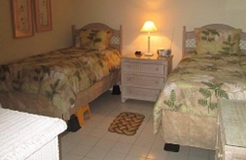 Bolongo Bay Condo | Come Stay in Paradise! Enjoy the Beach,Ocean & Pool just steps from the Condo!