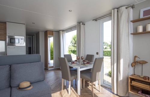 Saint-Privat-de-Champclos House | Comfort cottage in a 5* Nature et Calme estate B02