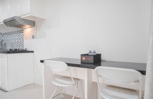 Chinatown Apartment | Comfort 2Br At Green Central City Glodok Apartment
