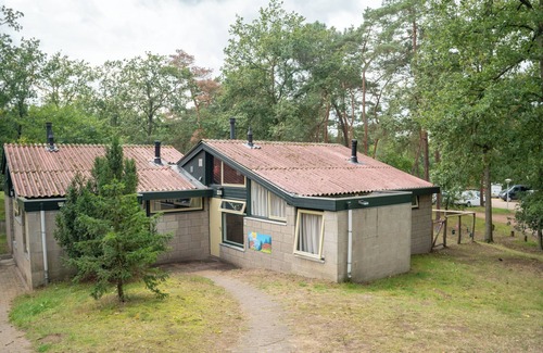 Municipality of Beesel House | Comfort 3-person babybungalow in the holiday park Landal De Lommerbergen
