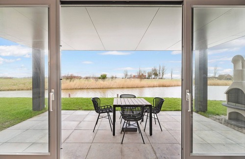 Witmarsum House | Comfort 4-person residence in the holiday park Landal Elfstedenhart