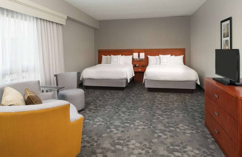 Miami Lakes Resort | Comfort and Relaxation! with Outdoor Pool, Close to Spanish Lake Park