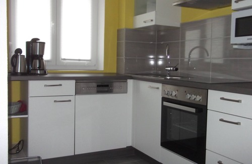 Bad Windsheim Apartment | Comfort apartment, terrace, quiet location, close to the center, Ferienwohnungen Flora