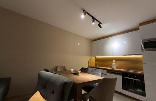 Jerli Talinovac Apartment | Comfort Apartment, New City Center - Free Parking