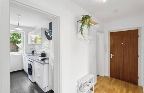 Geesthacht Apartment | Comfort apartment with kitchen balcony 3 rooms