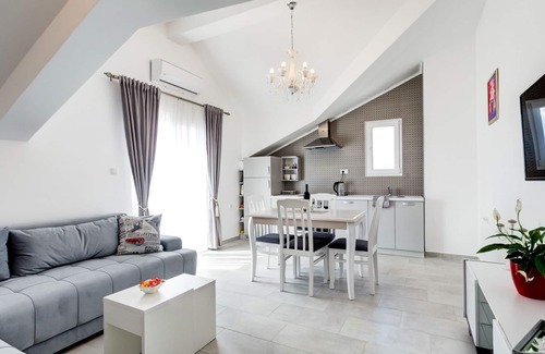 Kotor Apartment | Comfort Apartment with Terrace & Bay View