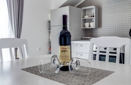 Kotor Apartment | Comfort Apartment with Terrace & Bay View