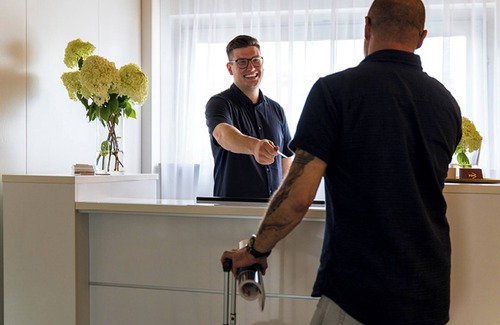 Loerrach Apartment | Comfort Doppelzimmer mit Dusche und WC