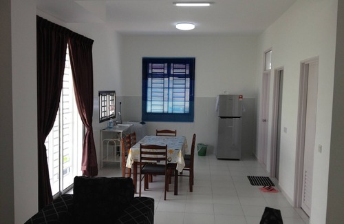 Bukit Indah 2 House | Comfort Holiday Home @ Bukit Indah JB