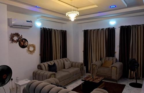 Alimosho Apartment | Comfort Homes - Cozy Apartment in Egbeda